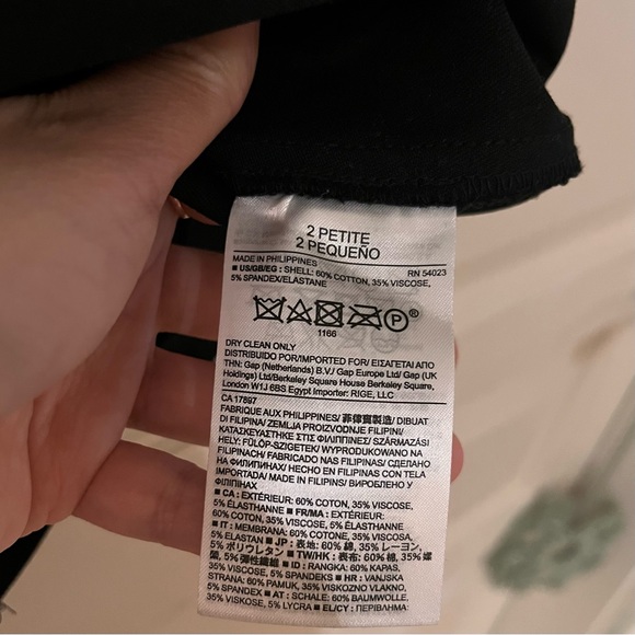 Banana Republic Black and White Colour Block Dress - Picture 6 of 6